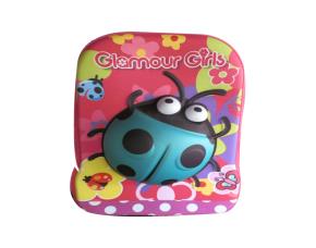 Mochila Dura 3D Mariquita 16\